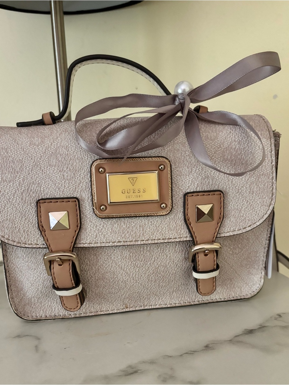 Guess leather bag! 6.5 by 7.5 inches FREE StUDS
